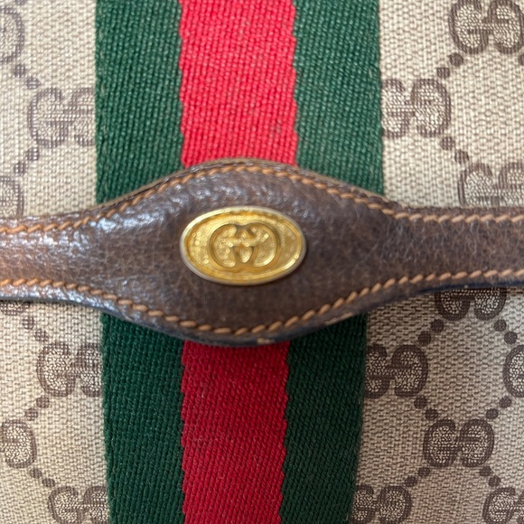 💕GUCCI  Sherry line Vintage Clutch Bag💕 - Picture 2 of 16